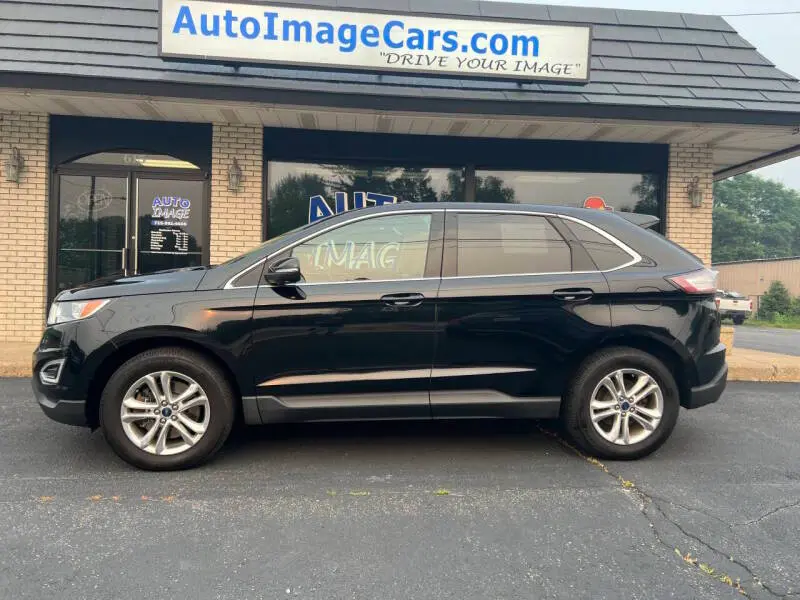 2017 Ford Edge SEL AWD photo 3