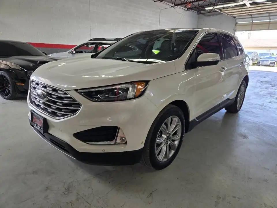 2019 Ford Edge Titanium AWD's photo