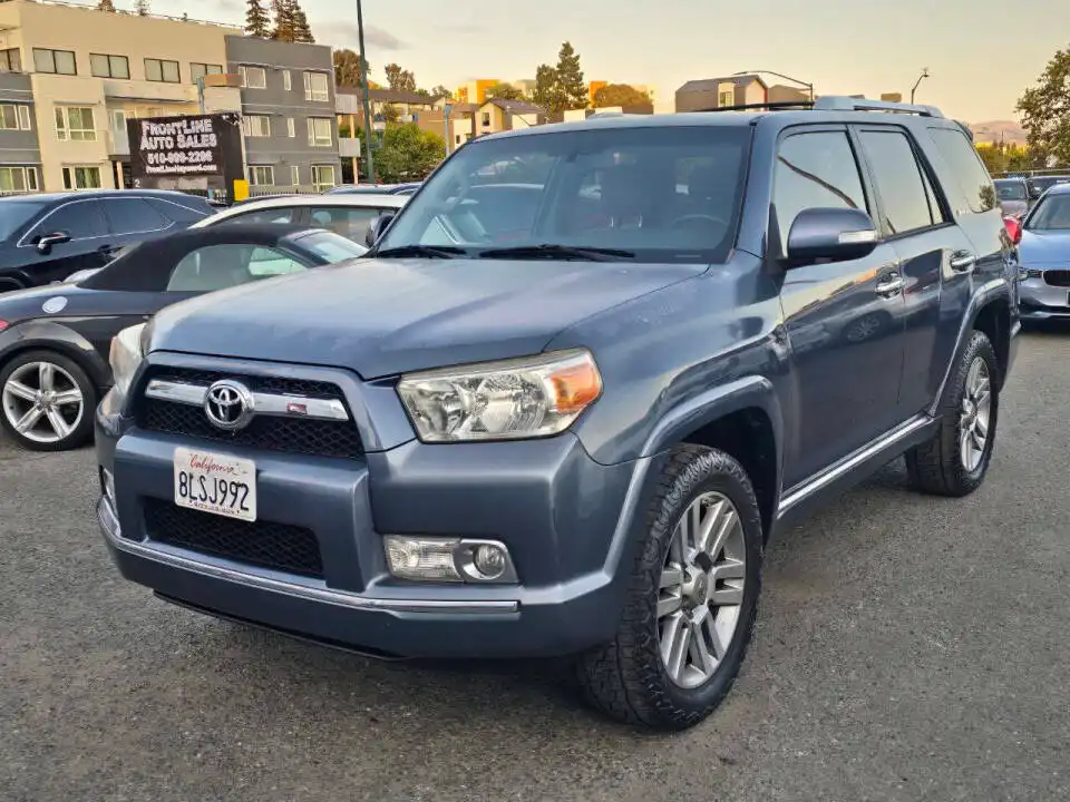 2013 Toyota 4Runner Limited 4x4 V6's photo