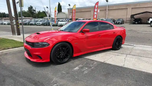 2019 Dodge Charger R/T's photo