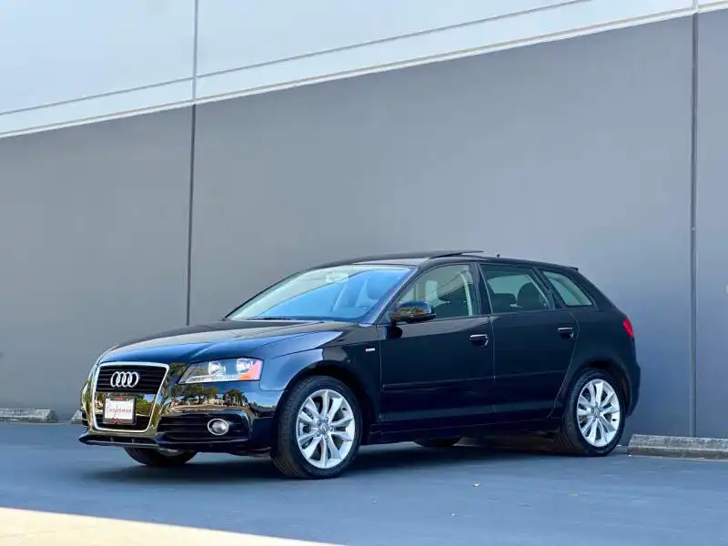 2012 Audi A3 2.0T FWD S tronic Premium PZEV's photo