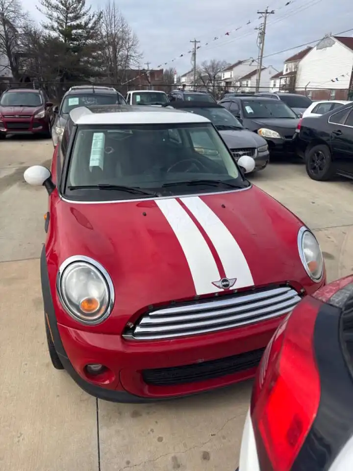 2013 MINI Cooper Base's photo