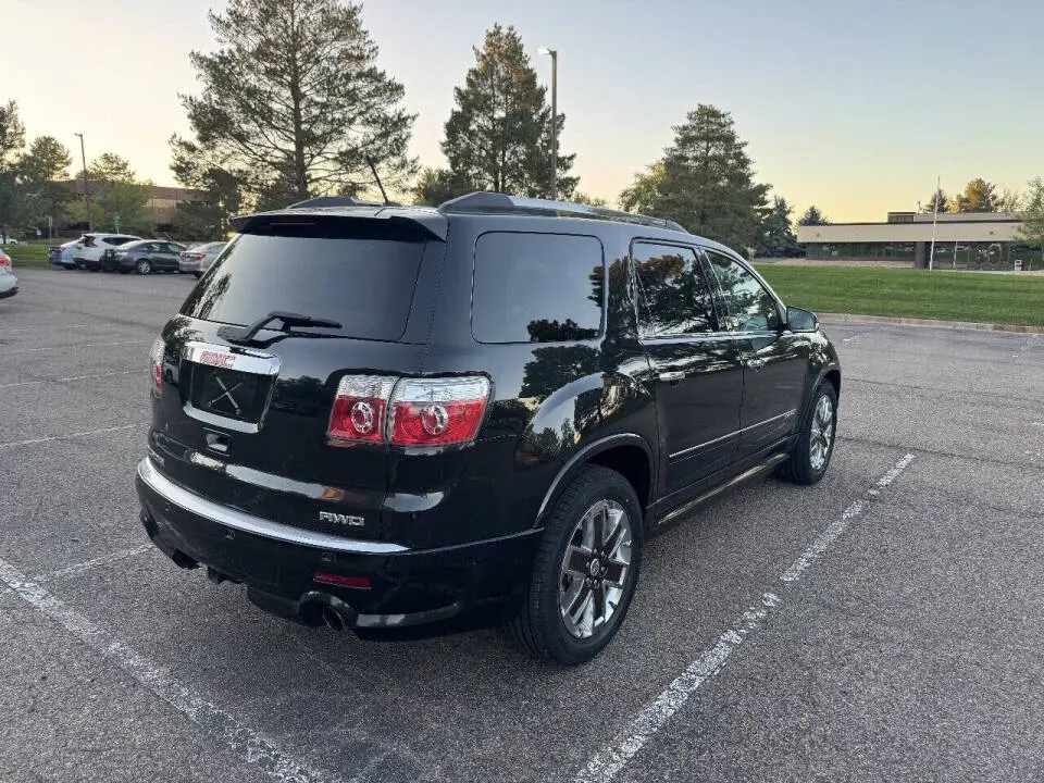 2012 GMC Acadia Denali AWD photo 4