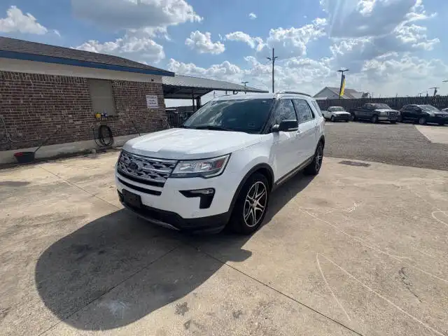 2019 Ford Explorer XLT FWD's photo