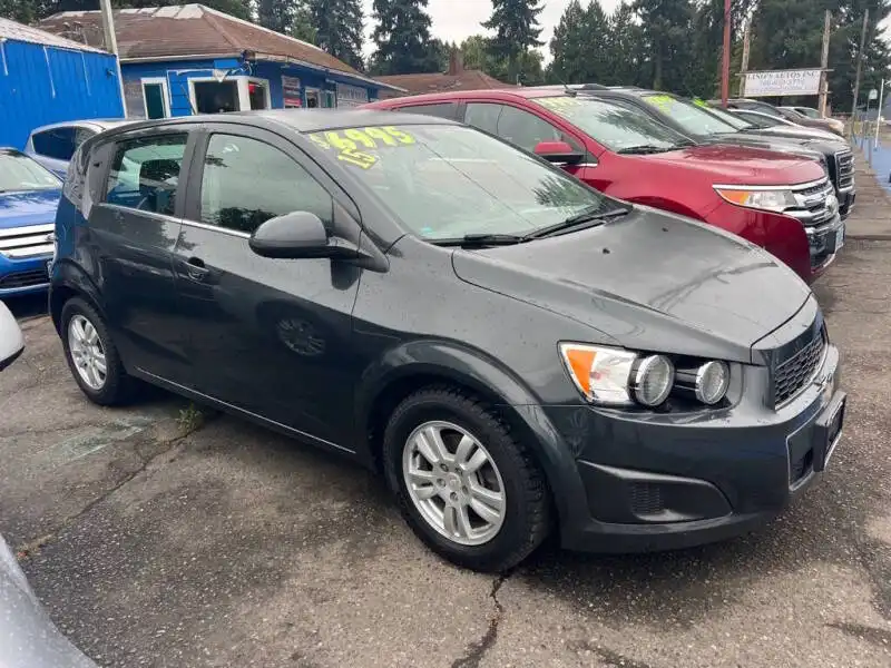2015 Chevrolet Sonic 5dr LT Automatic's photo