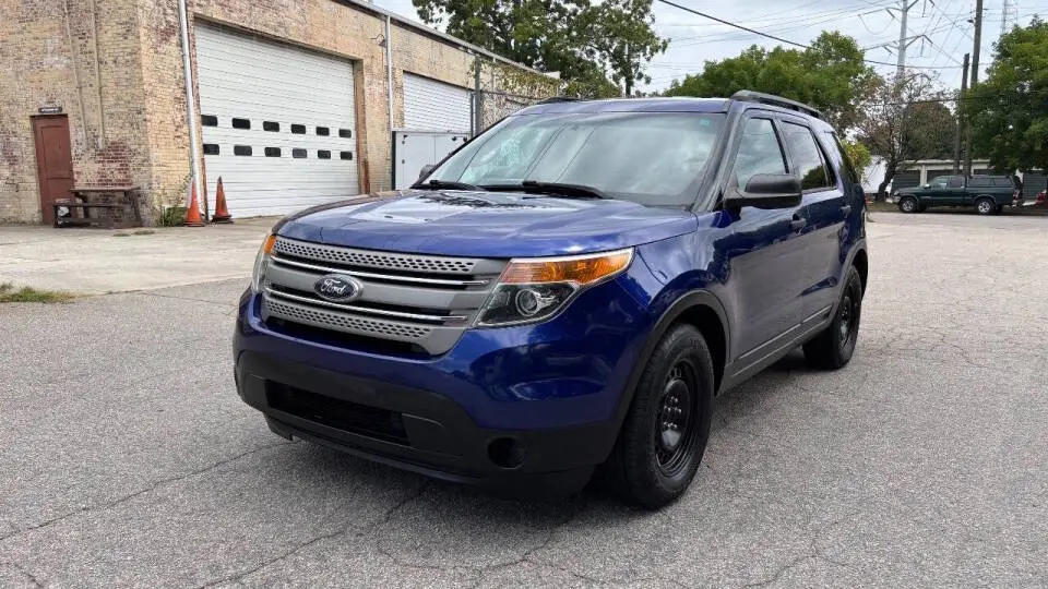 2014 Ford Explorer Base photo 3