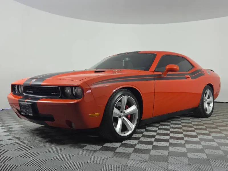 2009 Dodge Challenger SRT8 photo 3