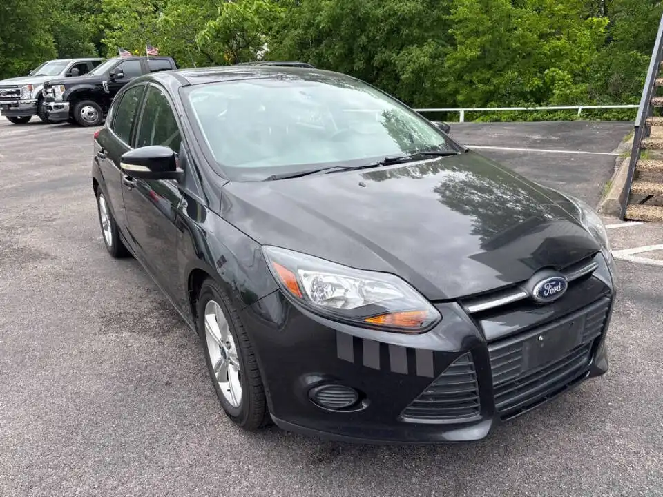 2014 Ford Focus 5 Door Hatch SE's photo