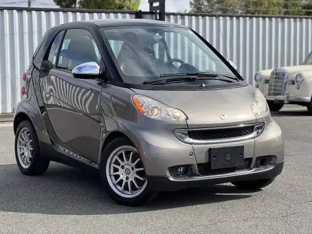 2011 smart fortwo Passion's photo