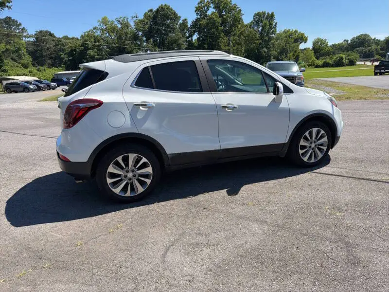2017 Buick Encore Preferred photo 4