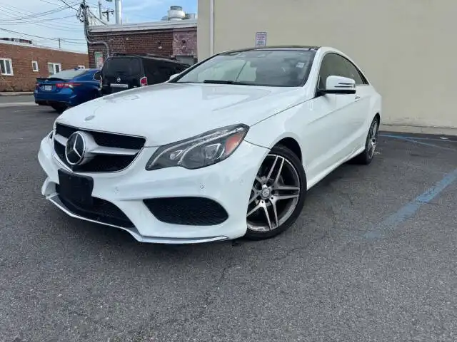 2017 Mercedes-Benz E-Class E400's photo