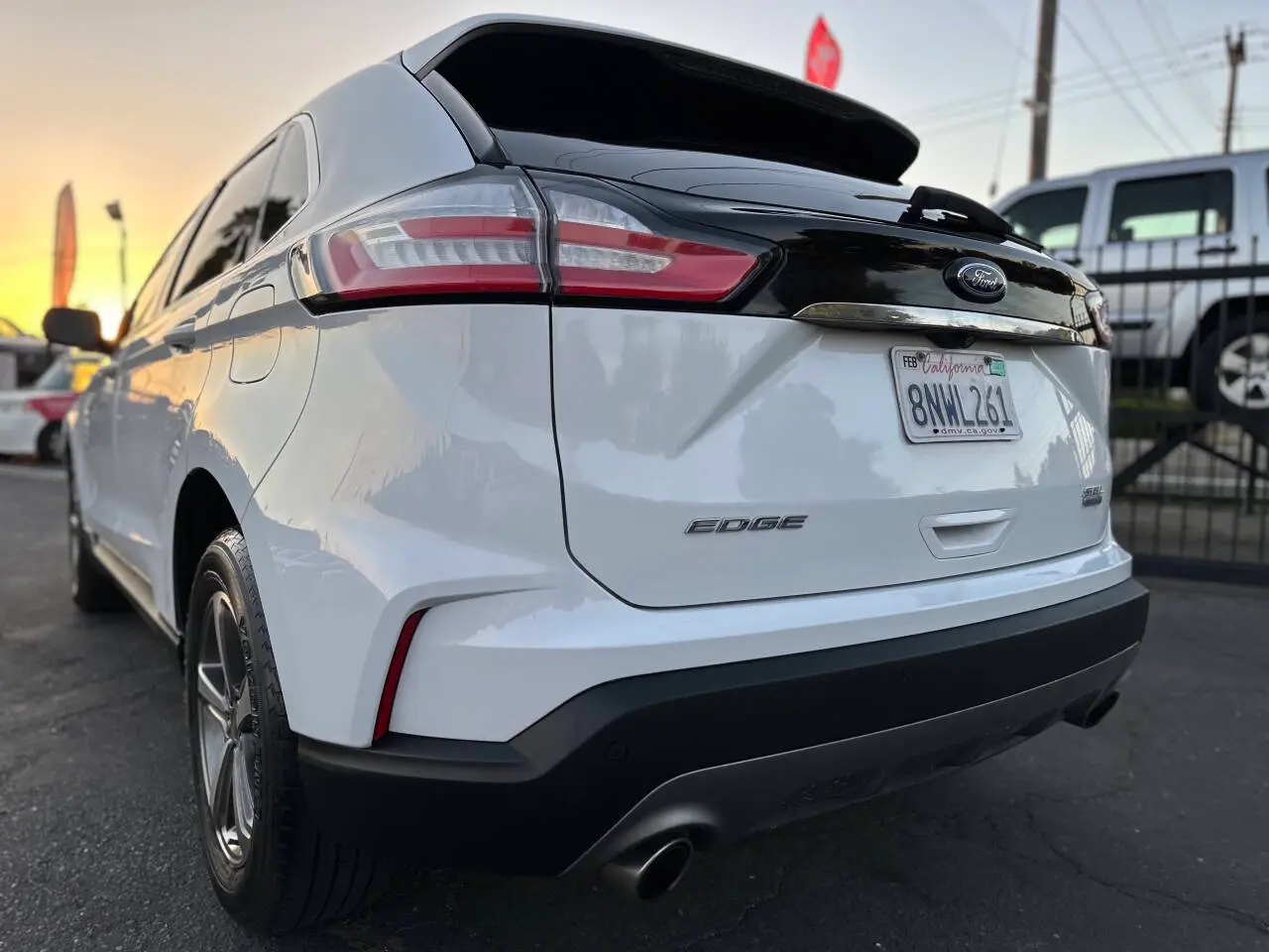 2020 Ford Edge SEL photo 4
