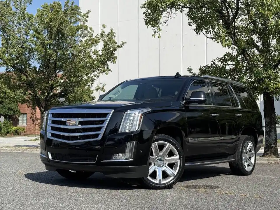 2017 Cadillac Escalade 2WD Luxury's photo