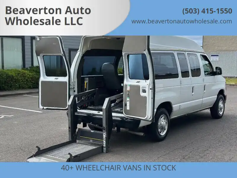 2013 Ford E-Series E-150 Van's photo