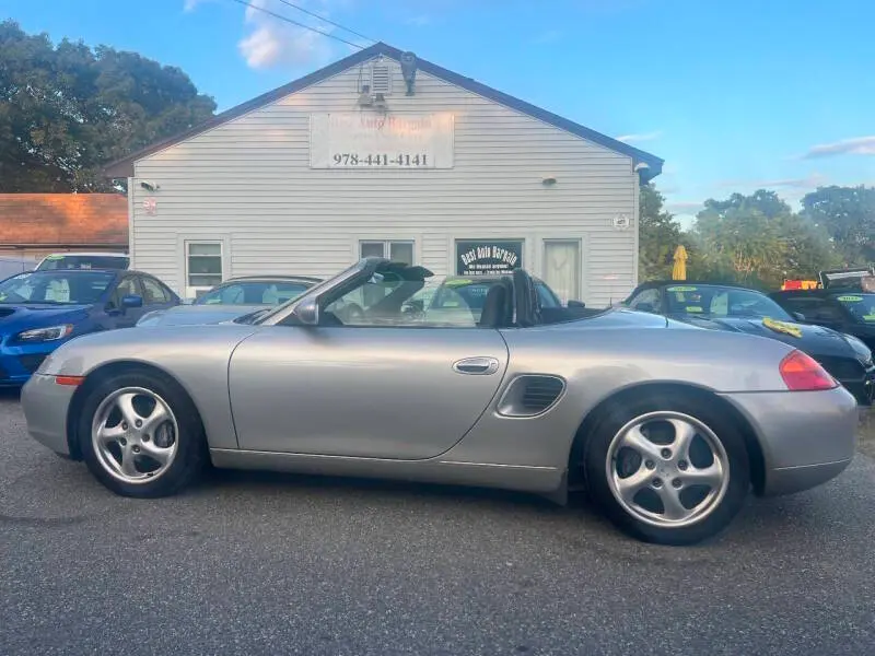 Vehicle Image 2