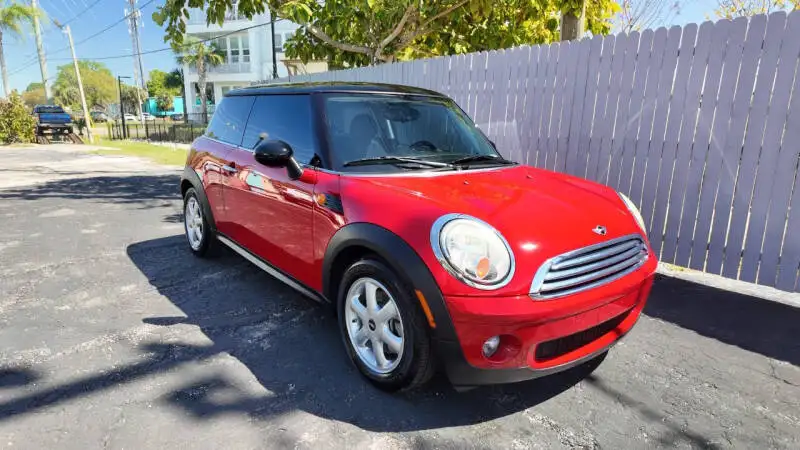 2010 MINI Cooper Base's photo
