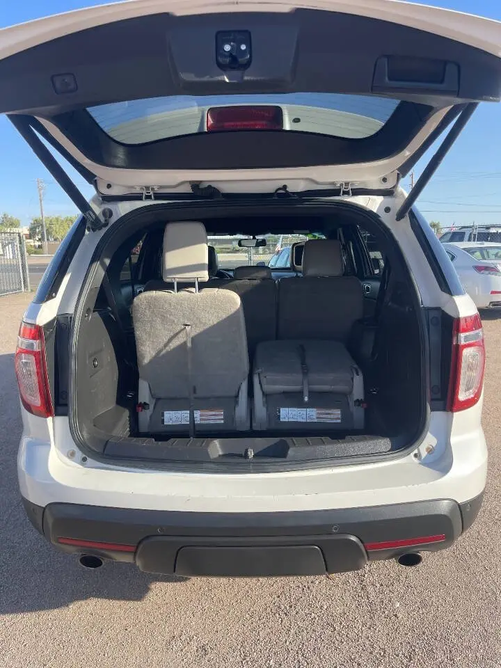 2014 Ford Explorer XLT 4x4 photo 5