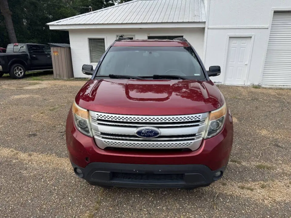 2014 Ford Explorer XLT photo 3