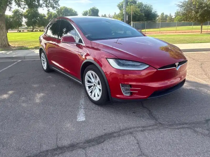 2020 Tesla Model X Long Range Plus's photo