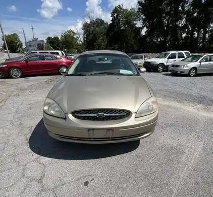 2000 Ford Taurus SE's photo