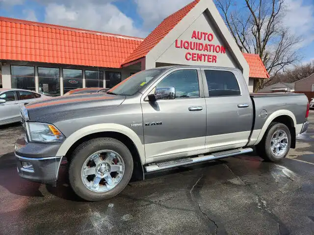 2010 RAM 1500 Laramie 4x4 Crew Cab's photo