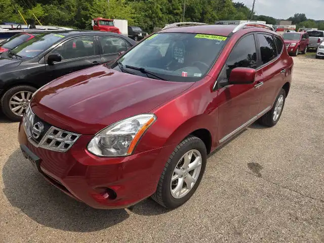 2011 Nissan Rogue SV FWD's photo