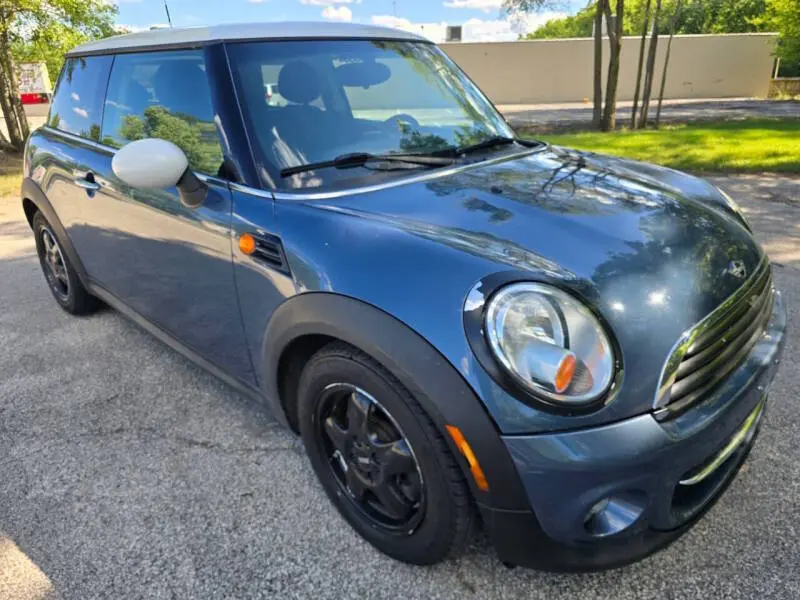 2011 MINI Cooper Base photo 3