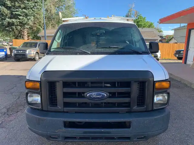 2009 Ford E-Series E-250 Van's photo