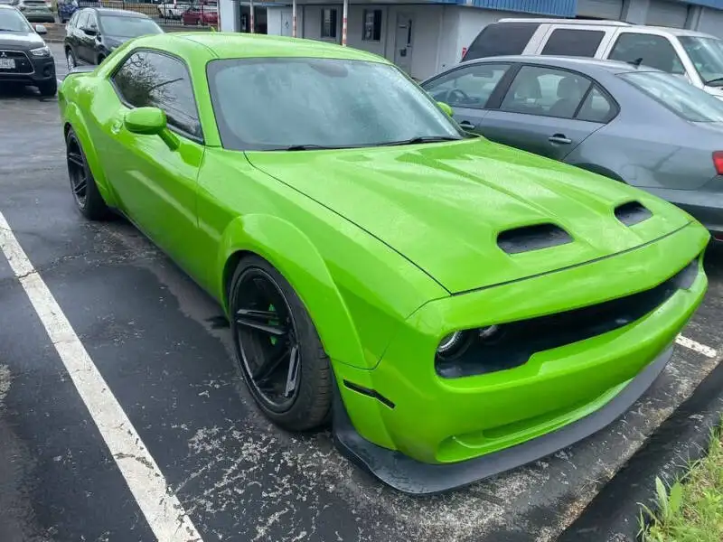 2017 Dodge Challenger SRT Hellcat's photo