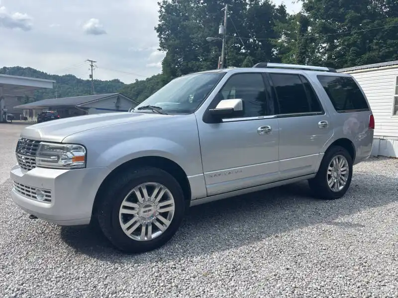 2012 Lincoln Navigator 4x4's photo