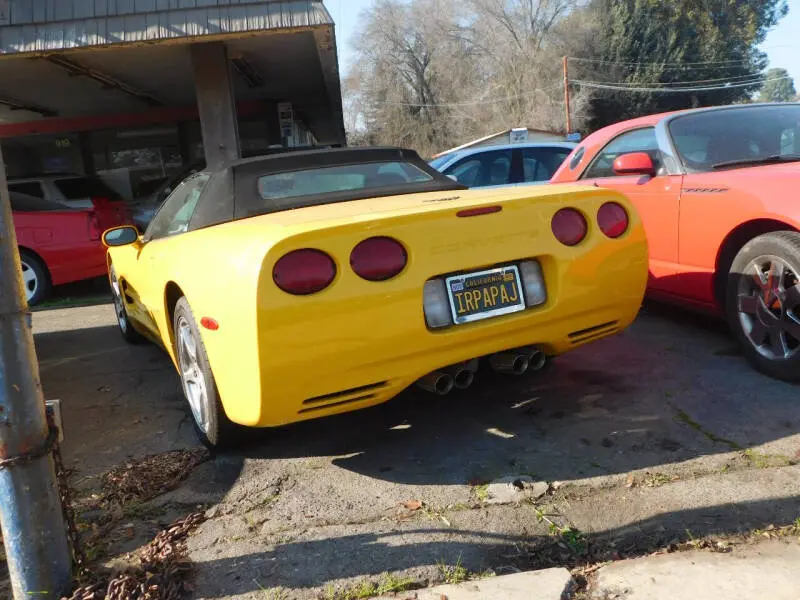 2000 Chevrolet Corvette Convertible photo 3