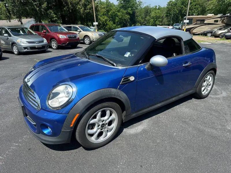 2013 MINI Cooper Base photo 4