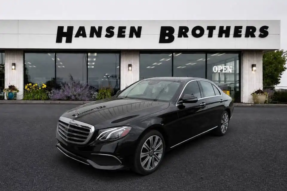 2019 Mercedes-Benz E-Class E300 4MATIC's photo