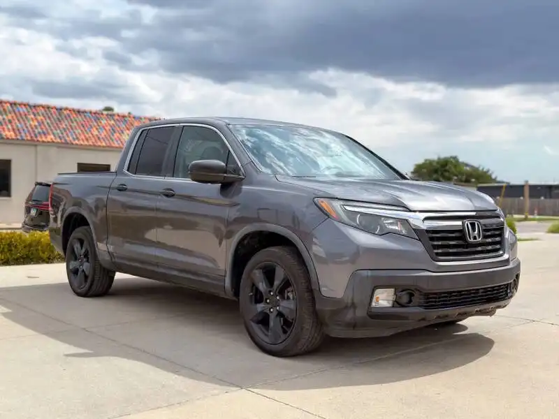 2017 Honda Ridgeline AWD RT's photo