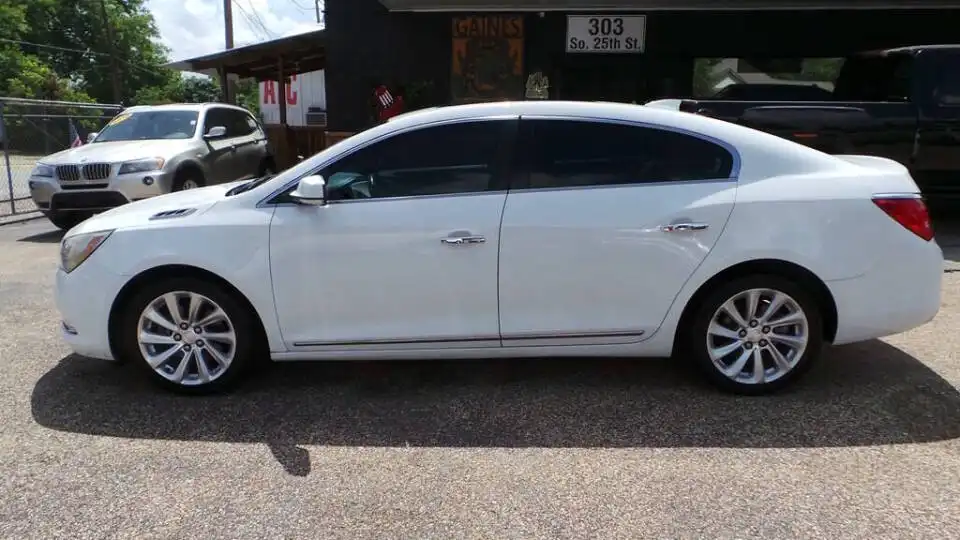 2016 Buick LaCrosse Leather Group's photo
