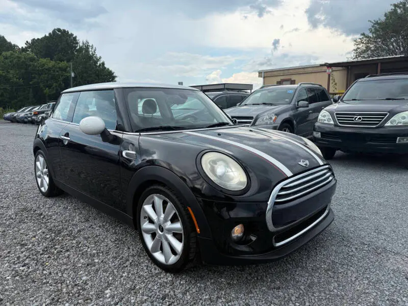 2014 MINI Cooper Base photo 3