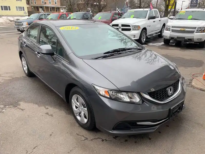 2013 Honda Civic LX Auto's photo
