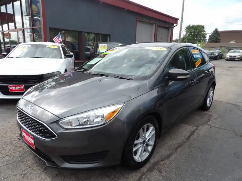 2018 Ford Focus Hatch SE's photo