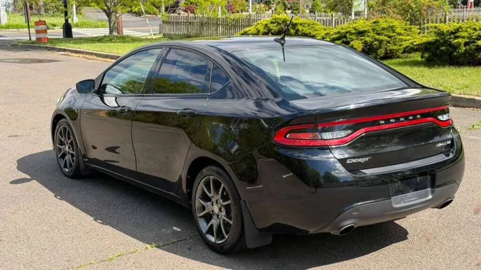 2013 Dodge Dart 2.0 SXT photo 5