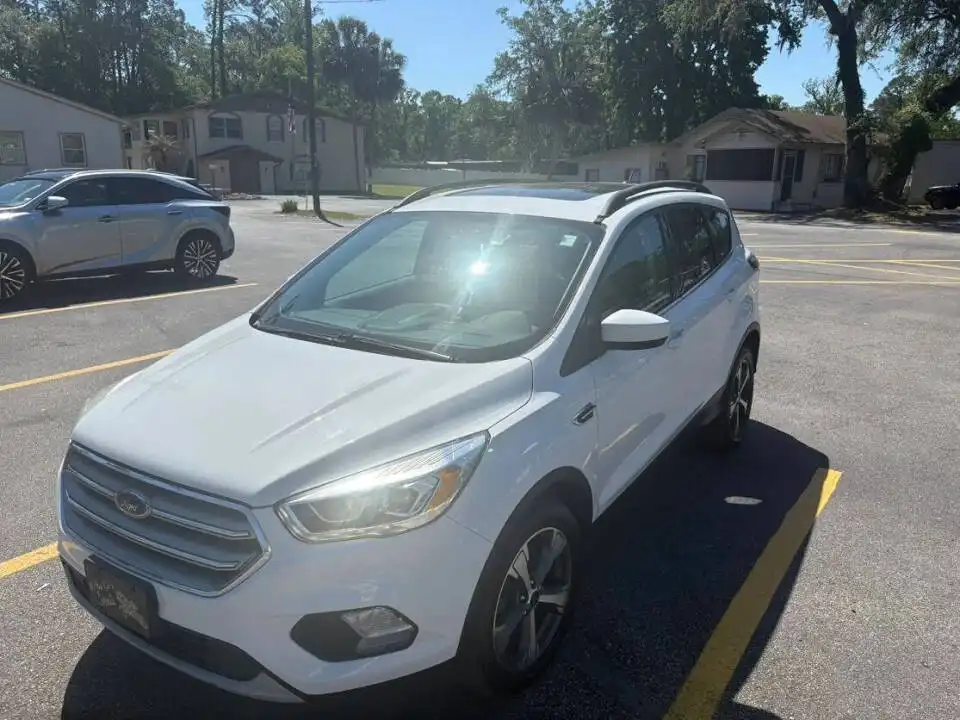 2017 Ford Escape SE 4WD's photo