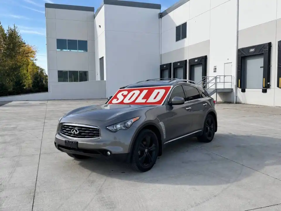 2011 INFINITI FX AWD 35's photo