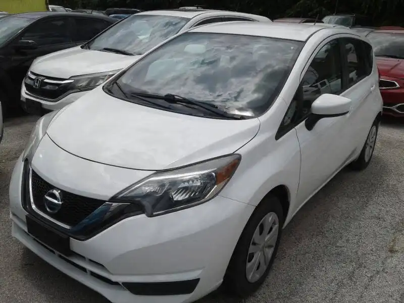 2018 Nissan Versa Note 1.6 S CVT's photo