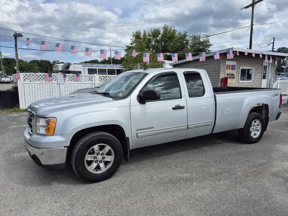 2013 GMC Sierra SLE 4WD Extended Cab LWB's photo