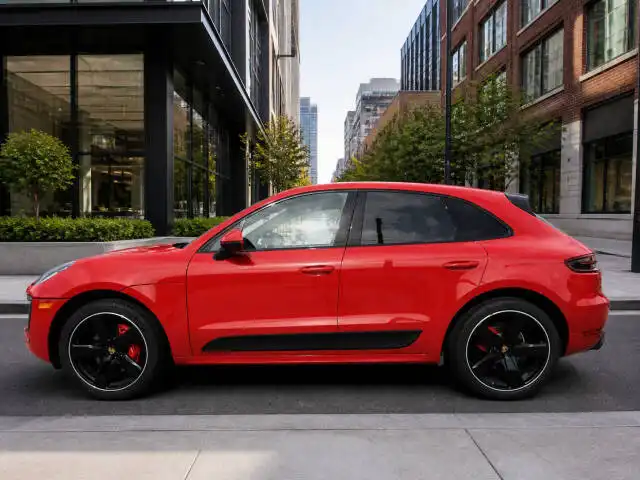 2018 Porsche Macan GTS's photo