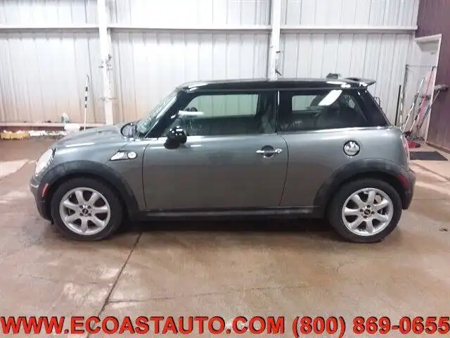 2010 MINI Cooper S's photo