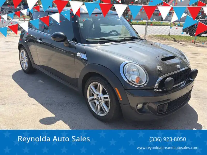 2011 MINI Cooper S's photo