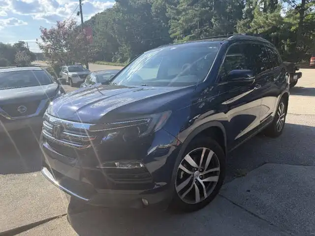 2018 Honda Pilot 2WD Touring's photo