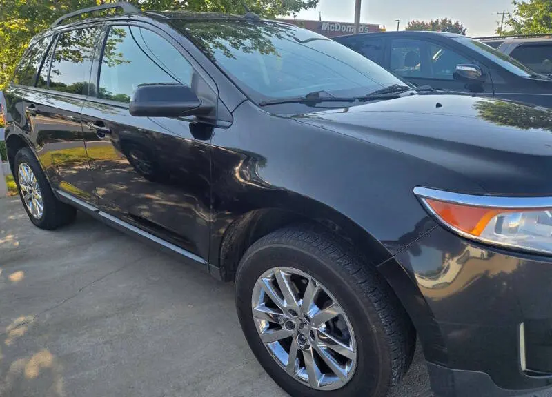 2014 Ford Edge SEL photo 4