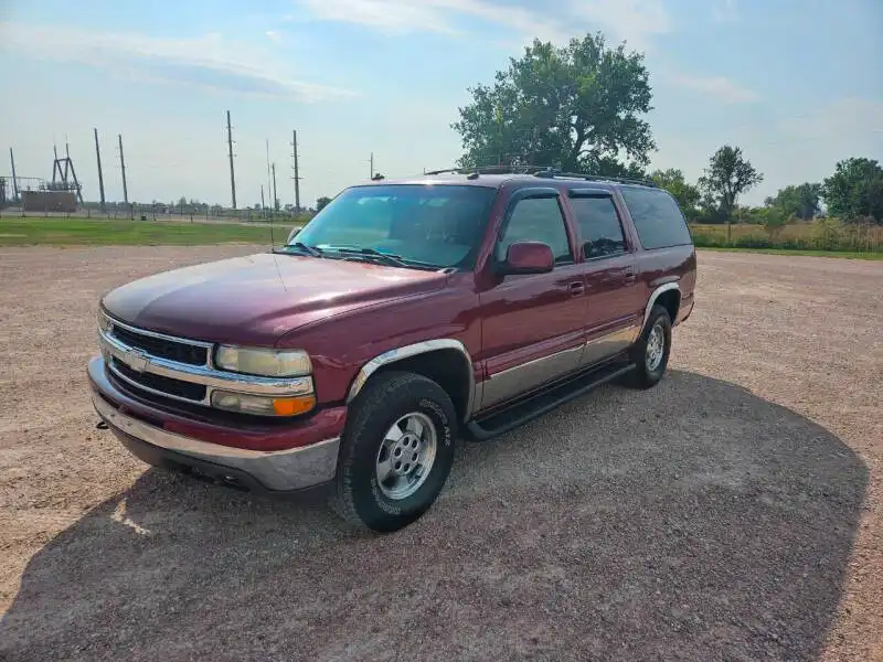 2003 Chevrolet Suburban LS 4WD 1500 Series's photo