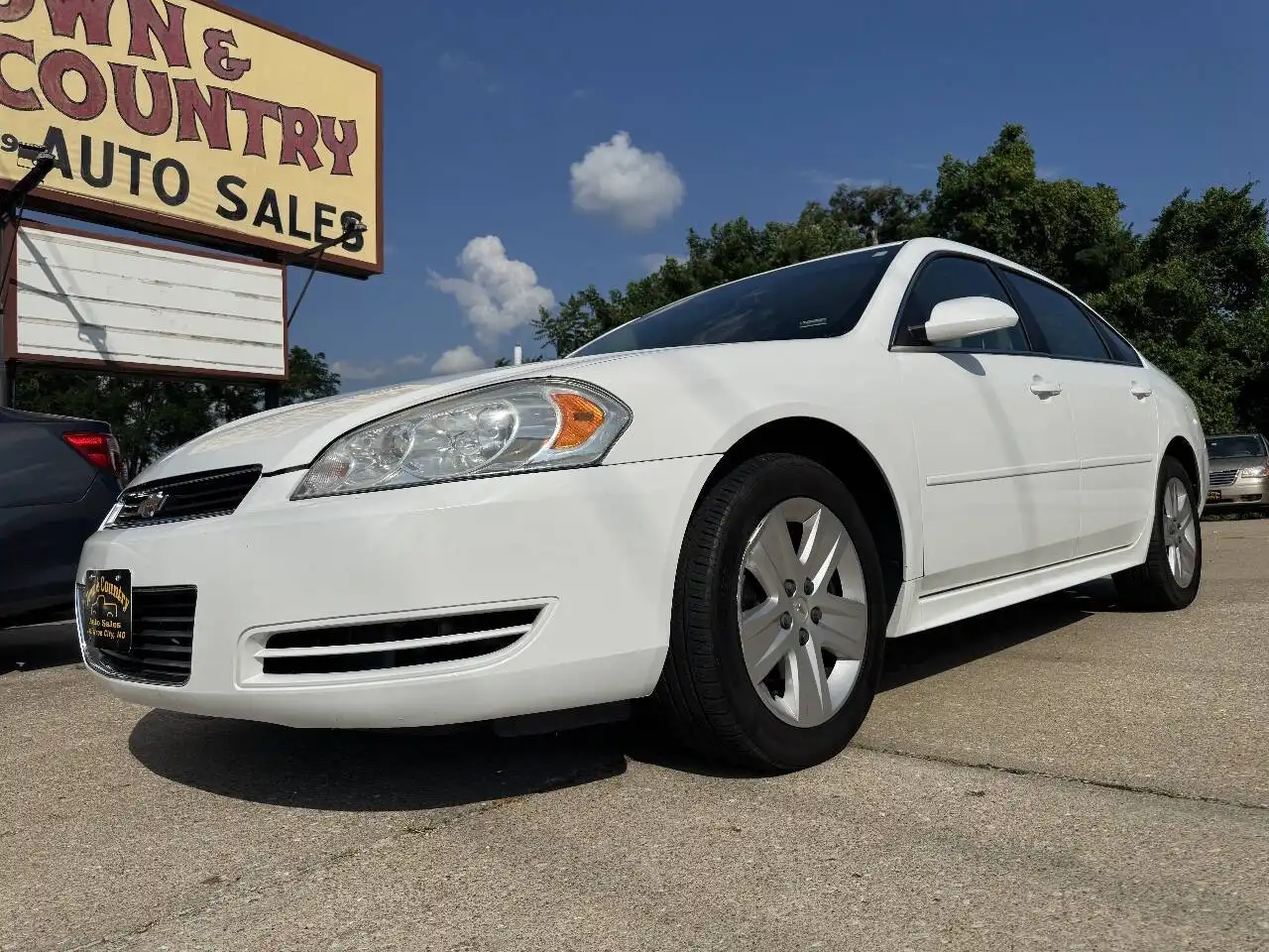 2011 Chevrolet Impala 1FL (Fleet)'s photo